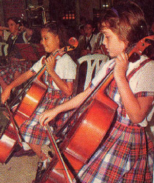 cellos2000.jpg